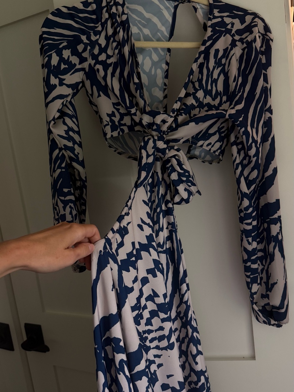 RESA Blue and White Abstract Tie-Front Dress (2 pieces)